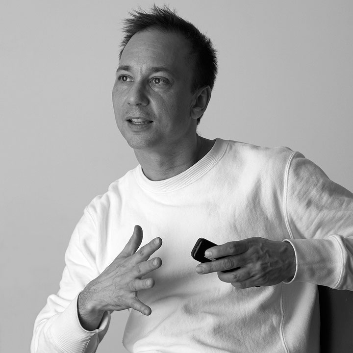 Portrait de l’artiste Anthony Burnham (Afficher en plein écran)