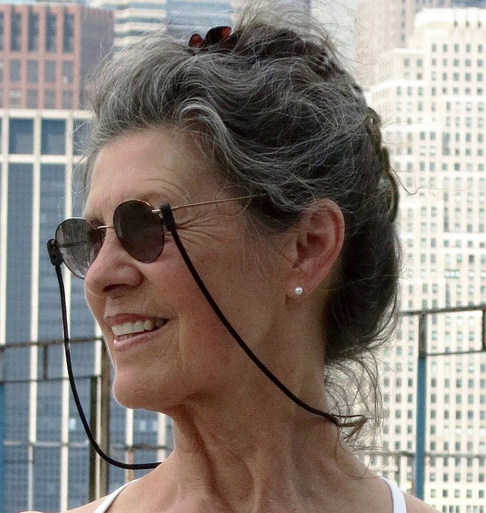 Portrait de l’artiste Micheline Gingras (Afficher en plein écran)