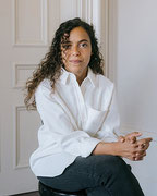 Portrait de l’artiste Joyce Joumaa