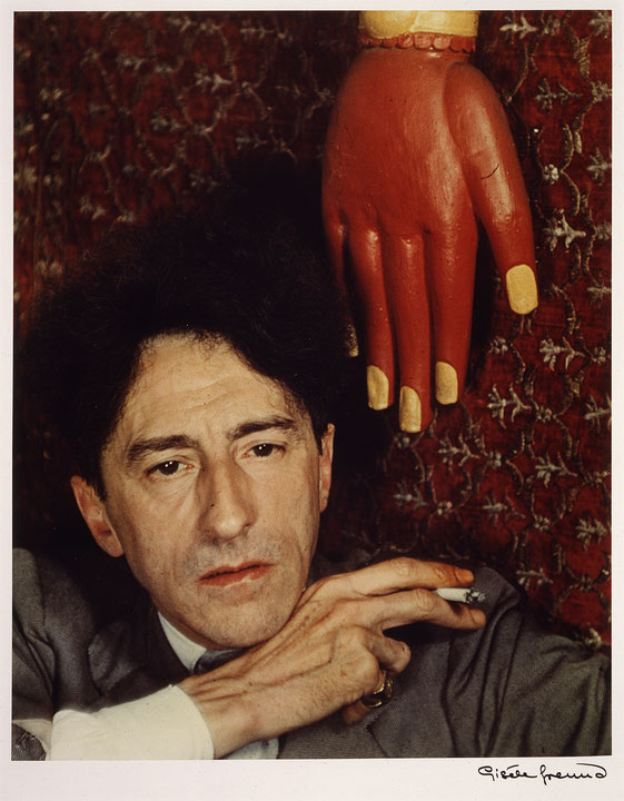 Photo de l’œuvre Jean Cocteau, Paris de Gisèle Freund (Afficher en plein écran)