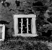 Photo de l’œuvre Window in Milk House, La Prairie, 1950 de Lida Moser