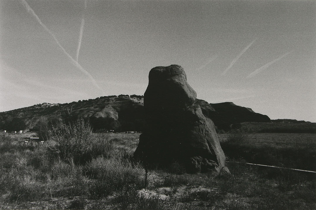 Photo de l’œuvre Traces d’avions près de Red Rock - Territoire Navajo, Arizona de Charles Gagnon (Afficher en plein écran)