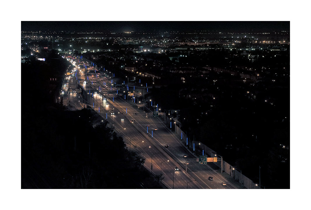 Photo de l’œuvre Dispersions (de l’installation « Bleu de bleu », 2015-2018) de Alain Paiement (Afficher en plein écran)