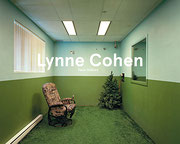 Couverture du catalogue Lynne Cohen : Faux indices